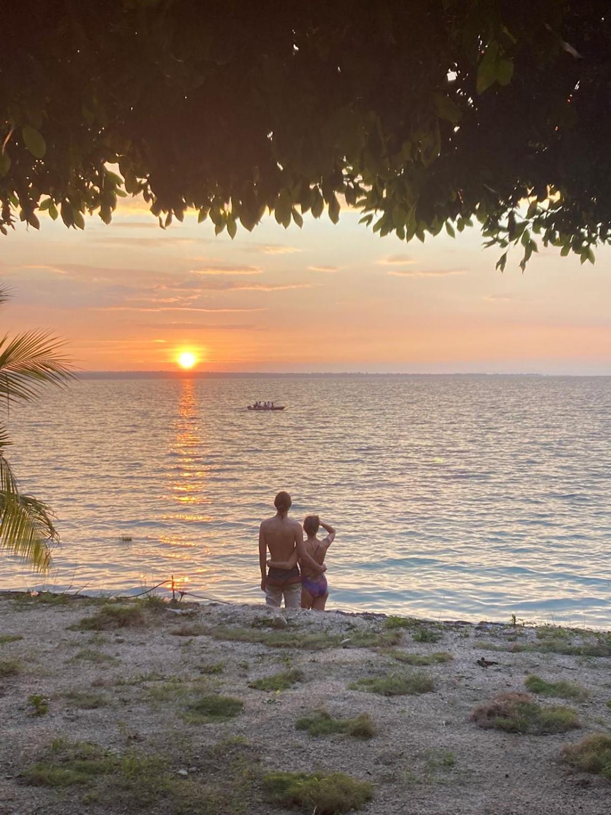 Bikini Beach El Remate Ngoại thất bức ảnh